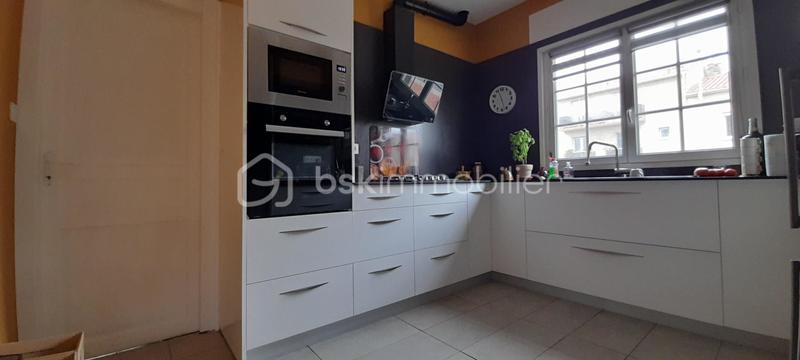 Maison traditionnelle - 125 m² - 4 pièces