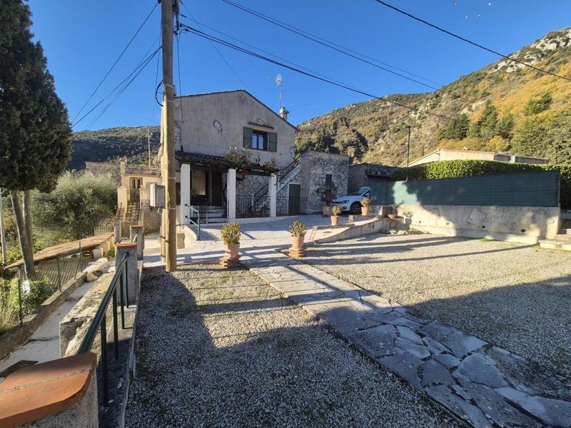 Maison ancienne - 95 m² - 4 pièces