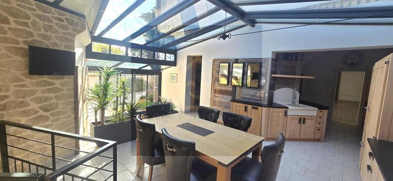 Hôtel particulier - 300 m² - 10 pièces