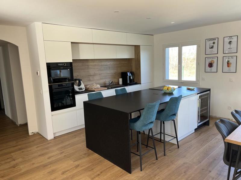 Maison - 95 m² - 4 pièces