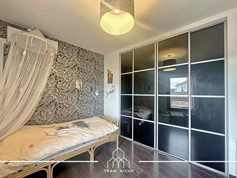 Maison - 125 m² - 4 pièces