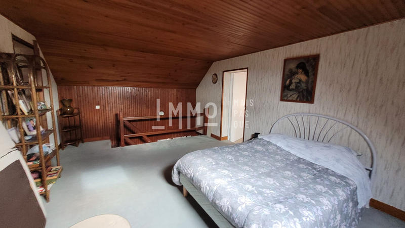 Maison - 223 m² - 5 pièces