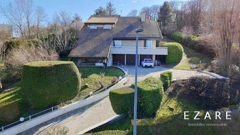 Maison - 314 m² - 7 pièces