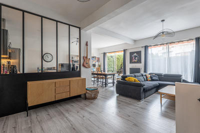 Appartement - 82 m² - 3 pièces