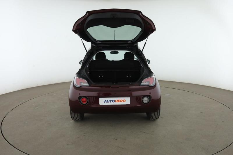 Opel Adam 1.4 Black Edition 87 ch