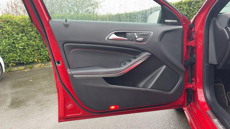 Mercedes Classe a 220 184 4Matic 7g-Dct Fascination - Automatique Toit ouvrant