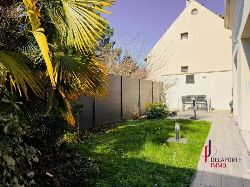 Maison - 80 m² - 5 pièces