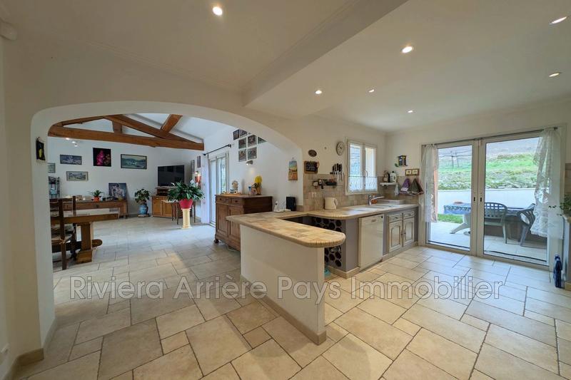 Maison - 166 m² - 5 pièces