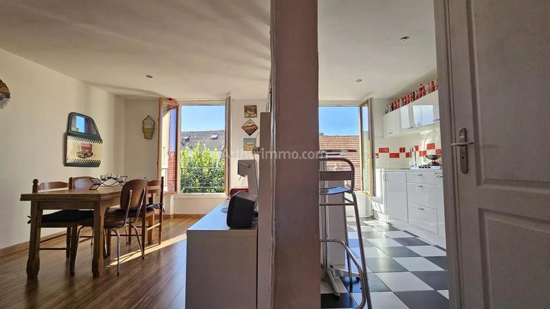 Appartement - 65 m² - 3 pièces