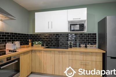 Chambre - 11 m² - 1 pièce