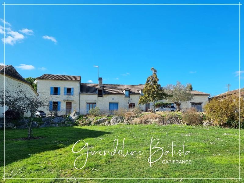 Maison en pierre - 300 m² - 12 pièces