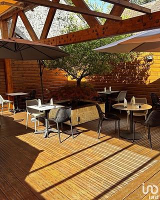 Local commercial - 200 m²