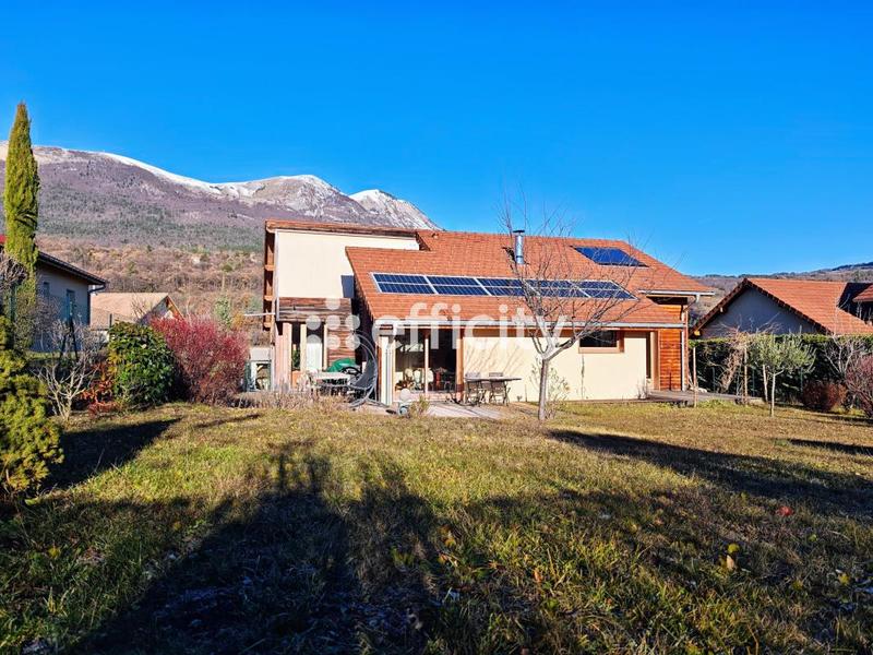 Maison d'architecte - 178 m² - 7 pièces