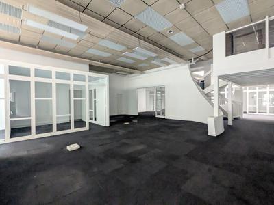 Bureau - 495 m²