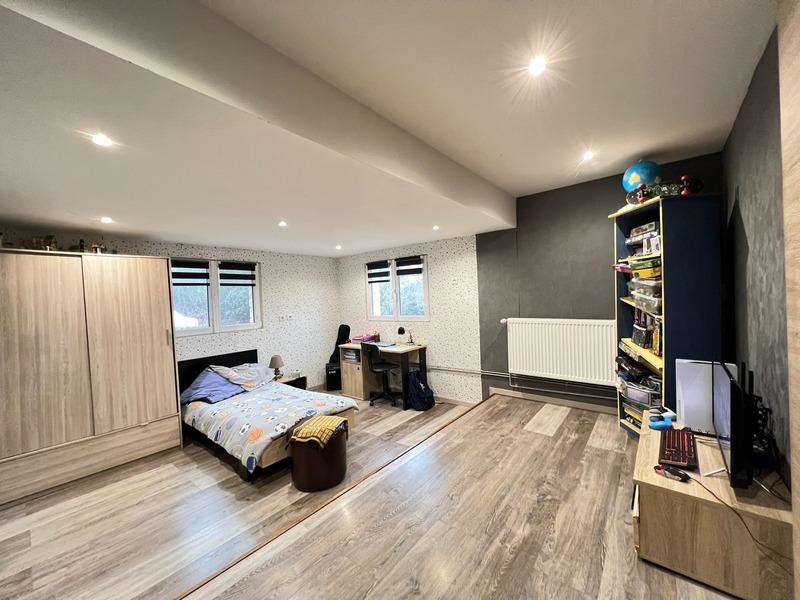 Maison - 155 m² - 7 pièces