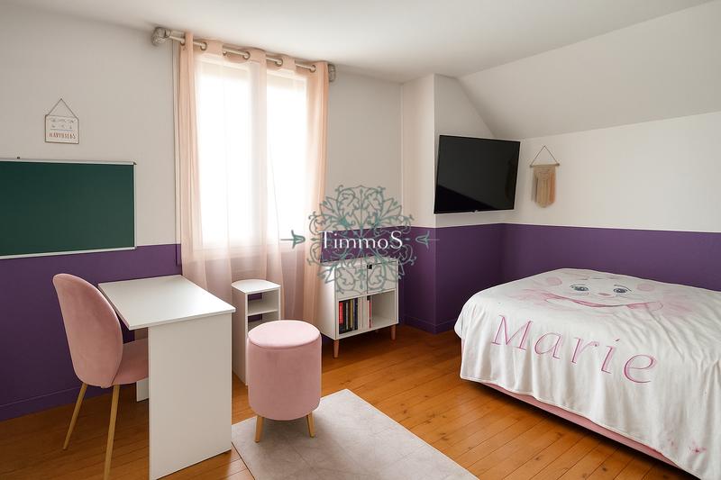 Maison - 147 m² - 6 pièces