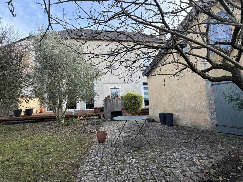 Maison - 151 m² - 5 pièces