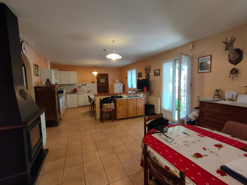 Maison - 95 m² - 3 pièces