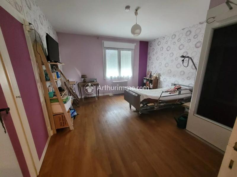 Maison - 206 m² - 6 pièces