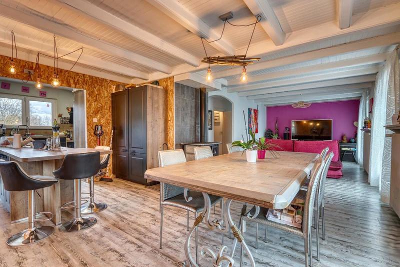 Maison - 265 m² - 10 pièces