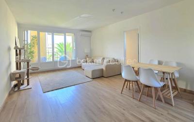 Appartement - 61 m² - 3 pièces