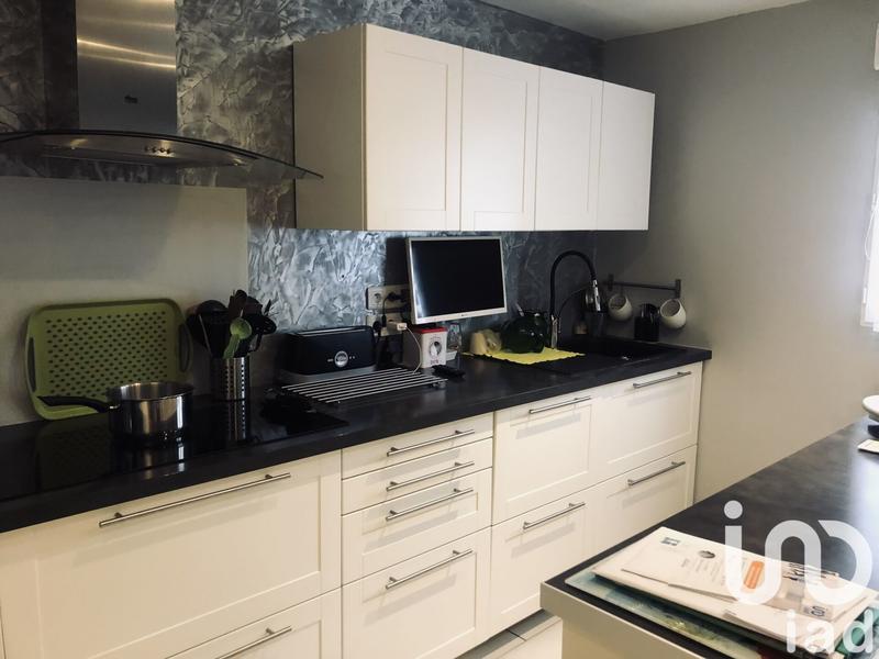 Maison - 177 m² - 7 pièces