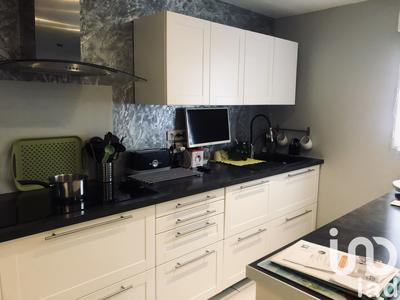 Maison - 177 m² - 7 pièces