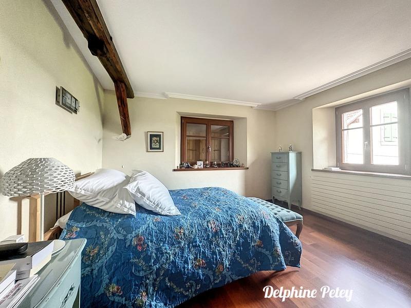 Corps de ferme - 337 m² - 13 pièces