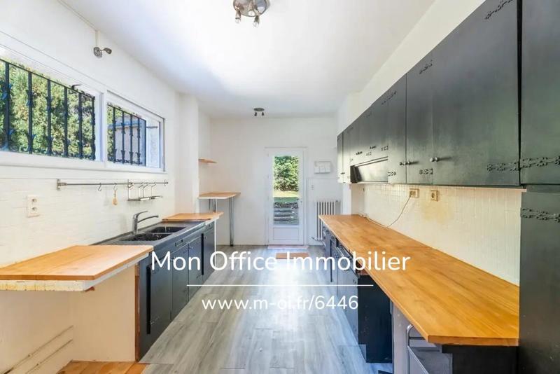 Maison - 188 m² - 6 pièces