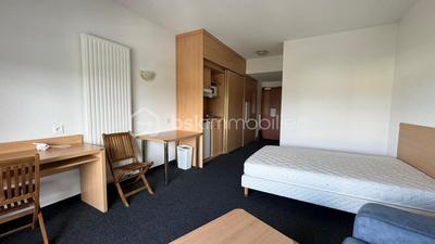 Studio - 27 m² - 1 pièce