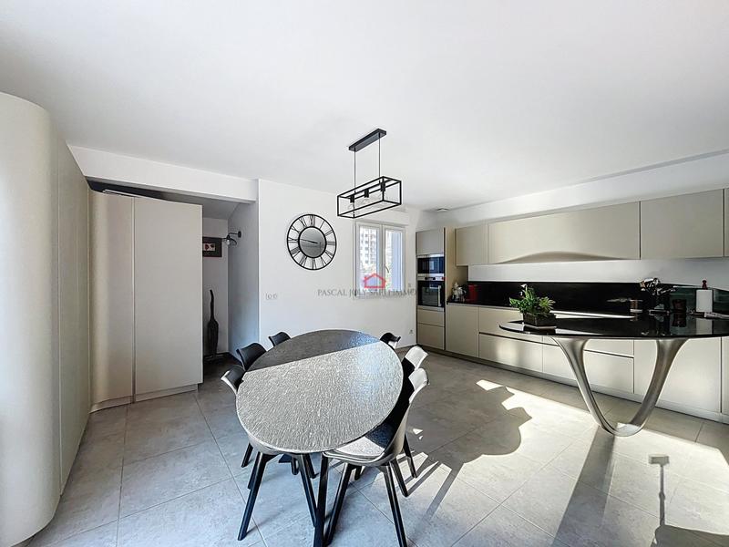 Maison - 155 m² - 4 pièces