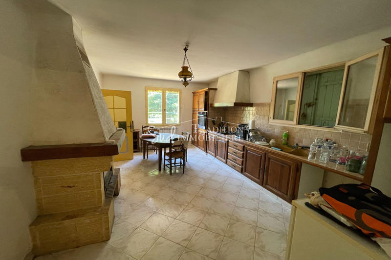 Maison - 180 m² - 7 pièces