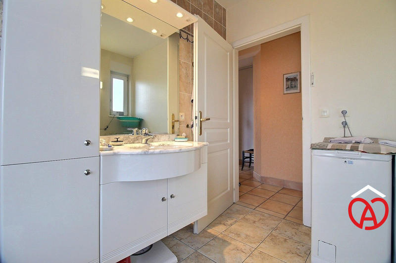 Appartement - 106 m² - 3 pièces