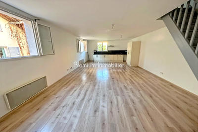Appartement - 85 m² - 3 pièces