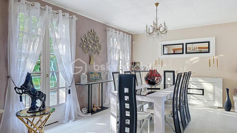 Maison - 100 m² - 5 pièces