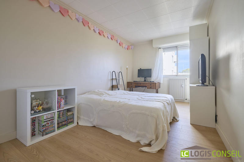 Appartement - 85 m² - 4 pièces