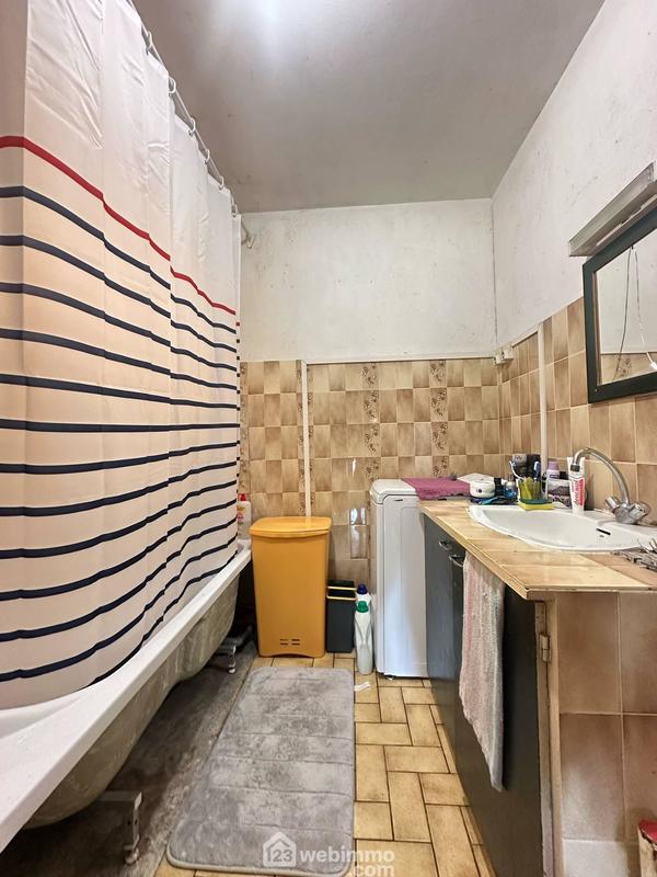 Maison - 84 m² - 5 pièces