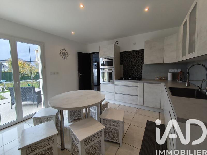 Maison - 195 m² - 7 pièces