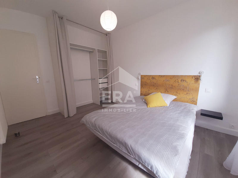 Appartement - 85 m² - 5 pièces
