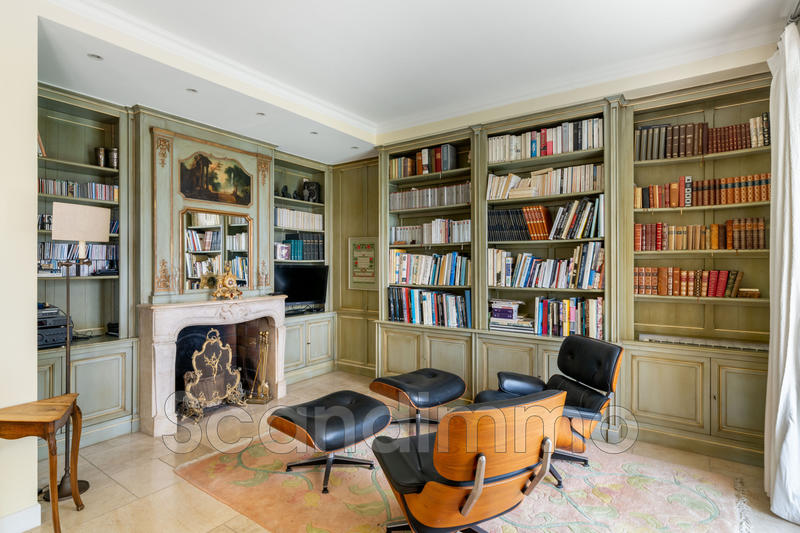 Maison - 225 m² - 6 pièces