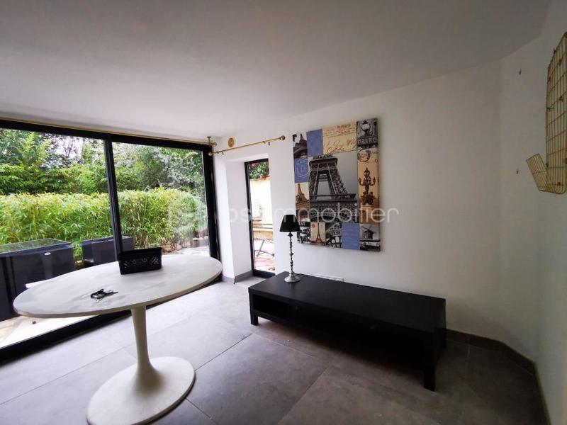 Appartement - 82 m² - 3 pièces