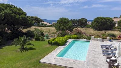 Villa - 265 m² - 9 pièces