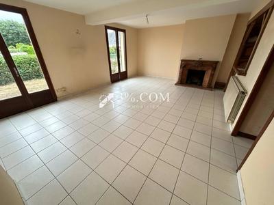 Maison - 92 m² - 5 pièces