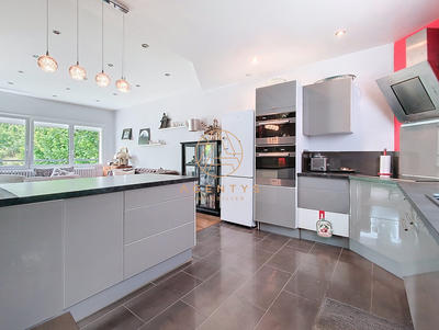 Maison - 126 m² - 5 pièces