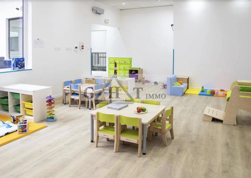 Local commercial - 415 m²