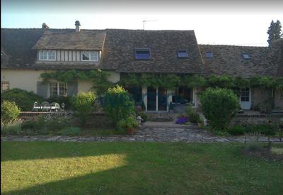 Maison - 344 m² - 13 pièces