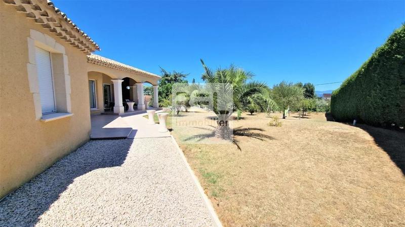 Villa - 168 m² - 5 pièces