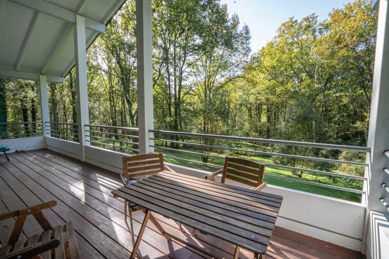 Maison - 181 m² - 5 pièces