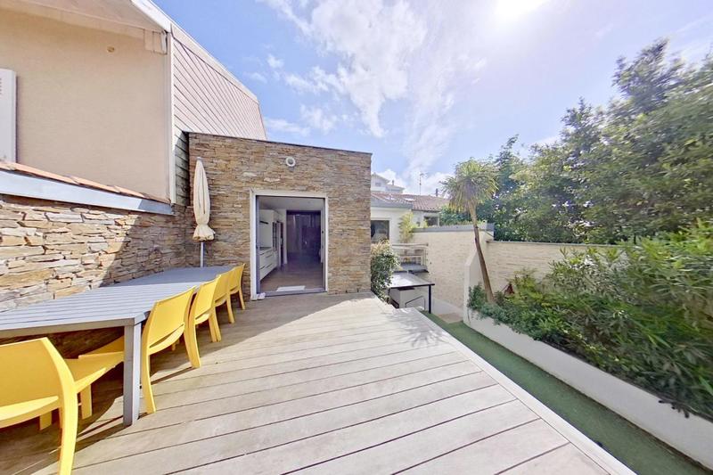 Villa - 145 m² - 6 pièces