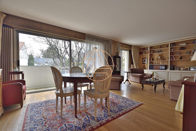 Appartement - 100 m² - 4 pièces